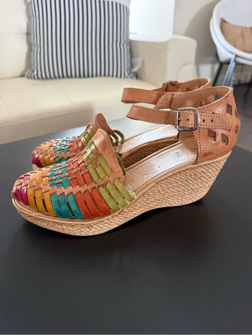 Made in Nexico Multicolor wedge espadrilles. Size: 8